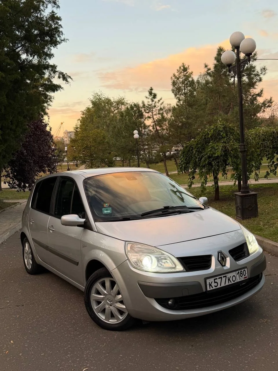 Продам Renault Scenic 2 рестайлинг 2006 года, б/у, Донецк, 520 000 ₽