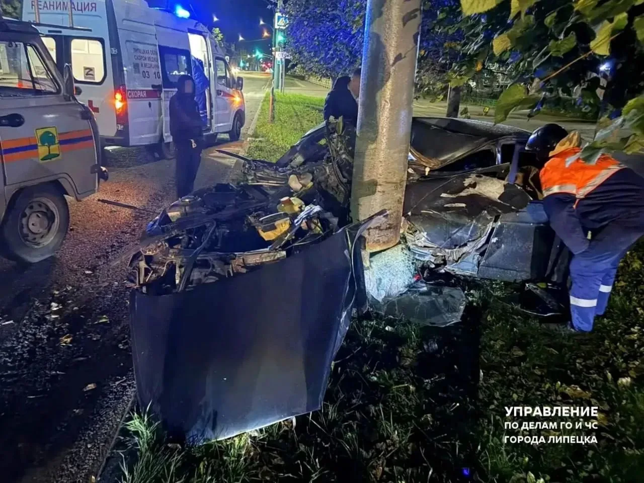 19-летний парень попал в реанимацию после ночной аварии на улице Космонавтов. Около 01:...