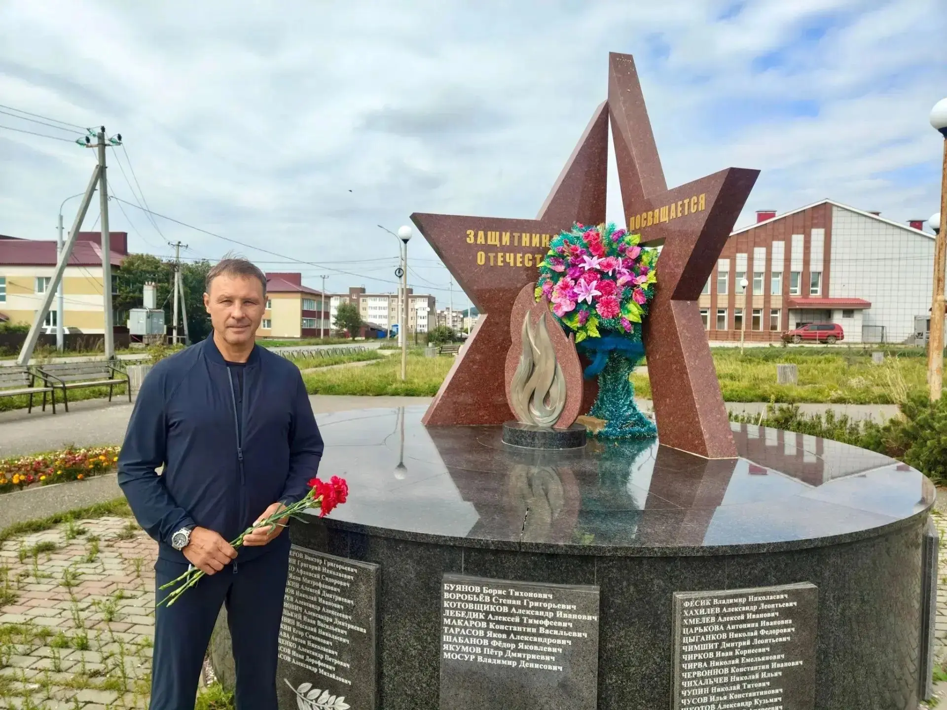 Принял участие в мероприятиях, приуроченных к 81‑й годовщине окончания Второй мировой в...