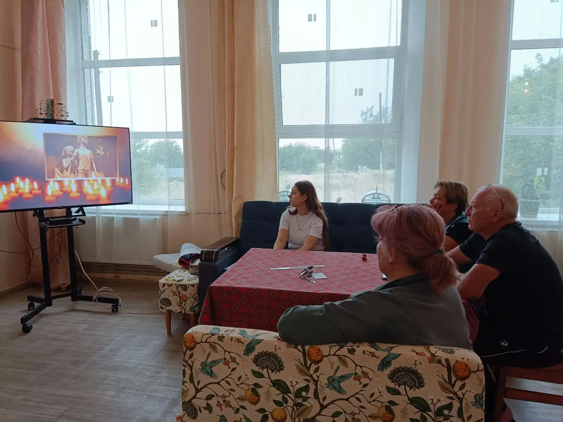 27 августа 2026 года в МБУ"Дмитровский СДК" состоялся просмотр фильма ко Дню российског...