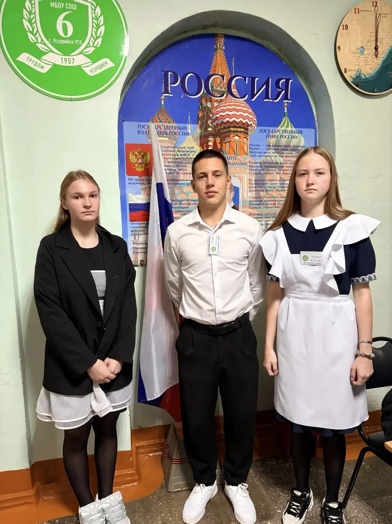 ✨ Традиционно новая неделя обучения в нашей школе началась на утренней линейке с выноса...