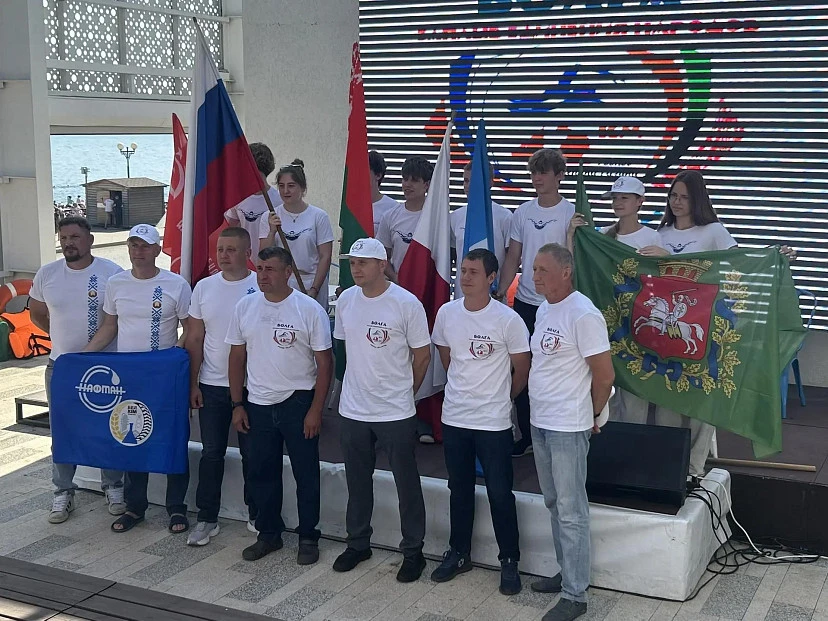 🏊‍♀️ Спортсмены из Саратова и Беларуси устроят 42-километровый заплыв через Волгу