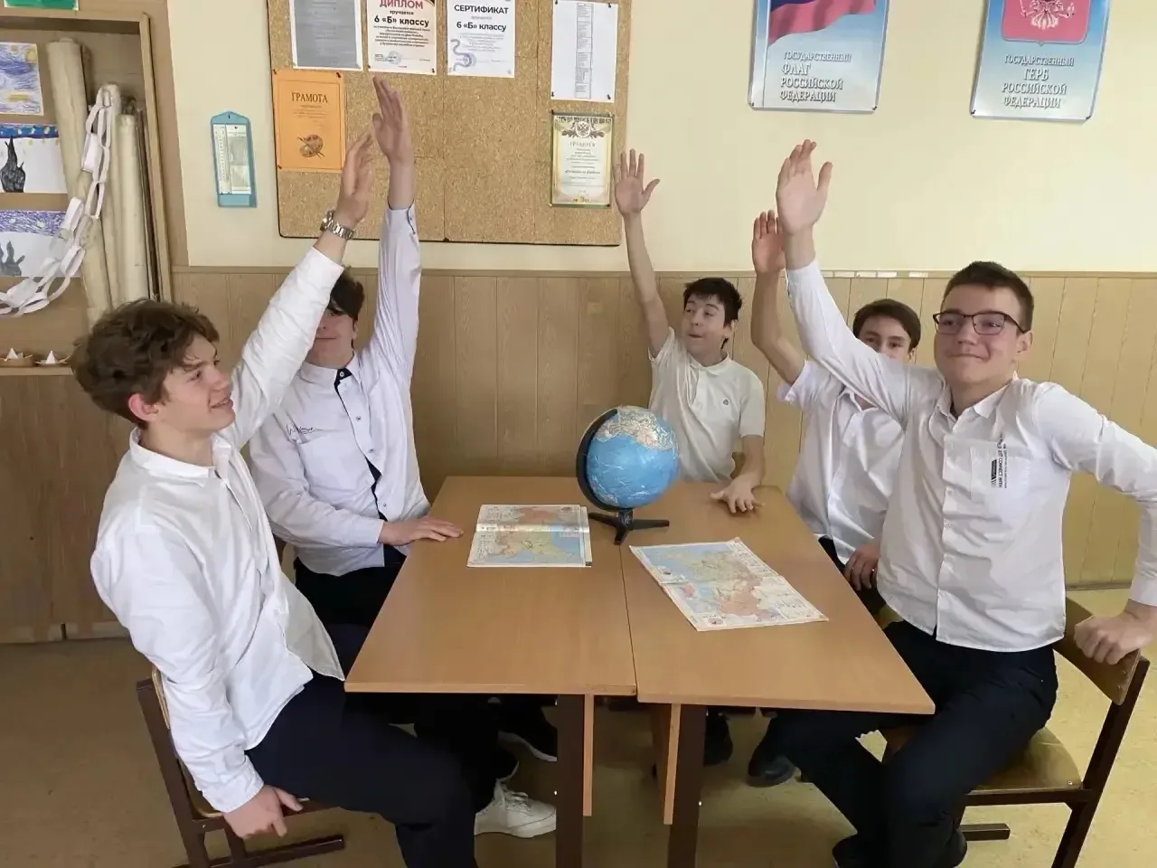 НЕурок географии   🇷🇺 В гимназии в рамках просветительского проекта «НЕурок географии» семиклассники