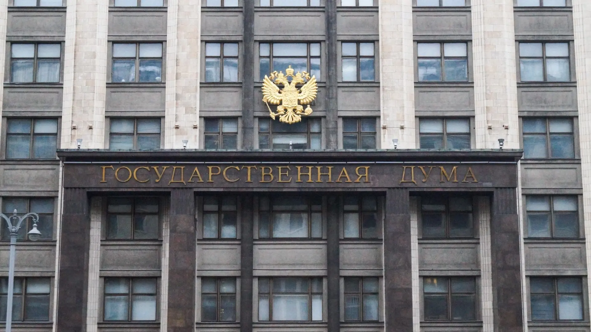В кинотеатре «Кинодом» эффект 3D-дождя вышел из-под контроля и погрузил прямо в реально...