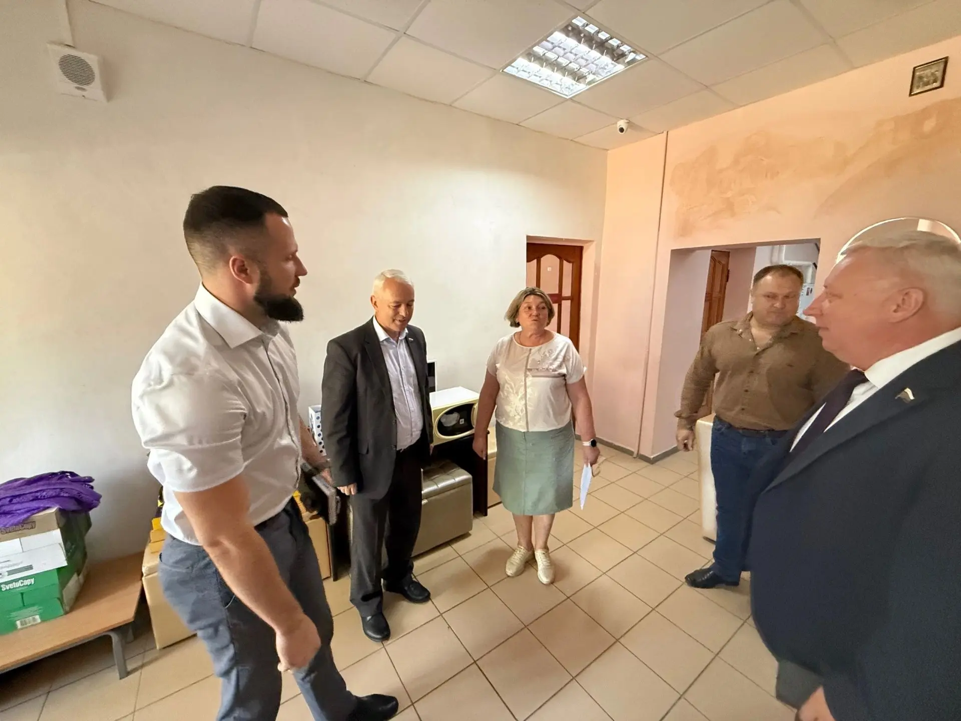Сегодня в городе Щигры и Щигровском районе работали депутаты Курской областной Думы Але...