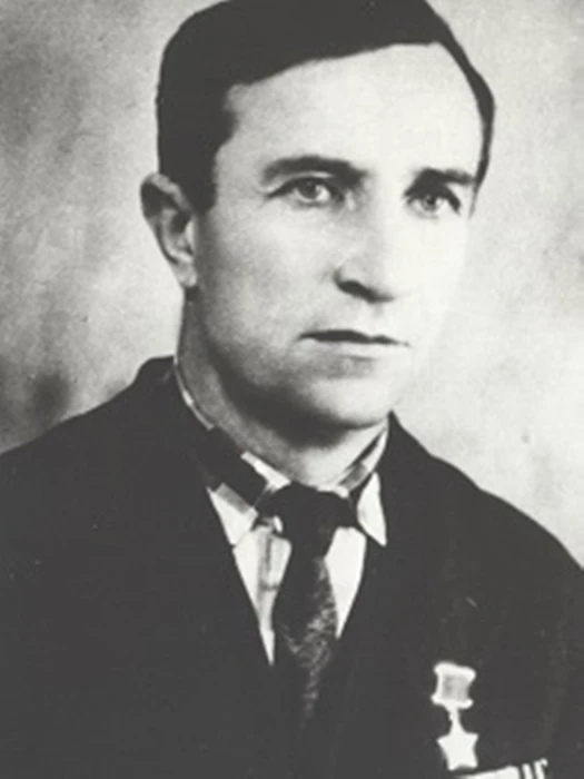 Родился Чехов Иван Митрофанович (1920–1968), Герой Советского Союза (1944), уроженец х. Подгорное Ро