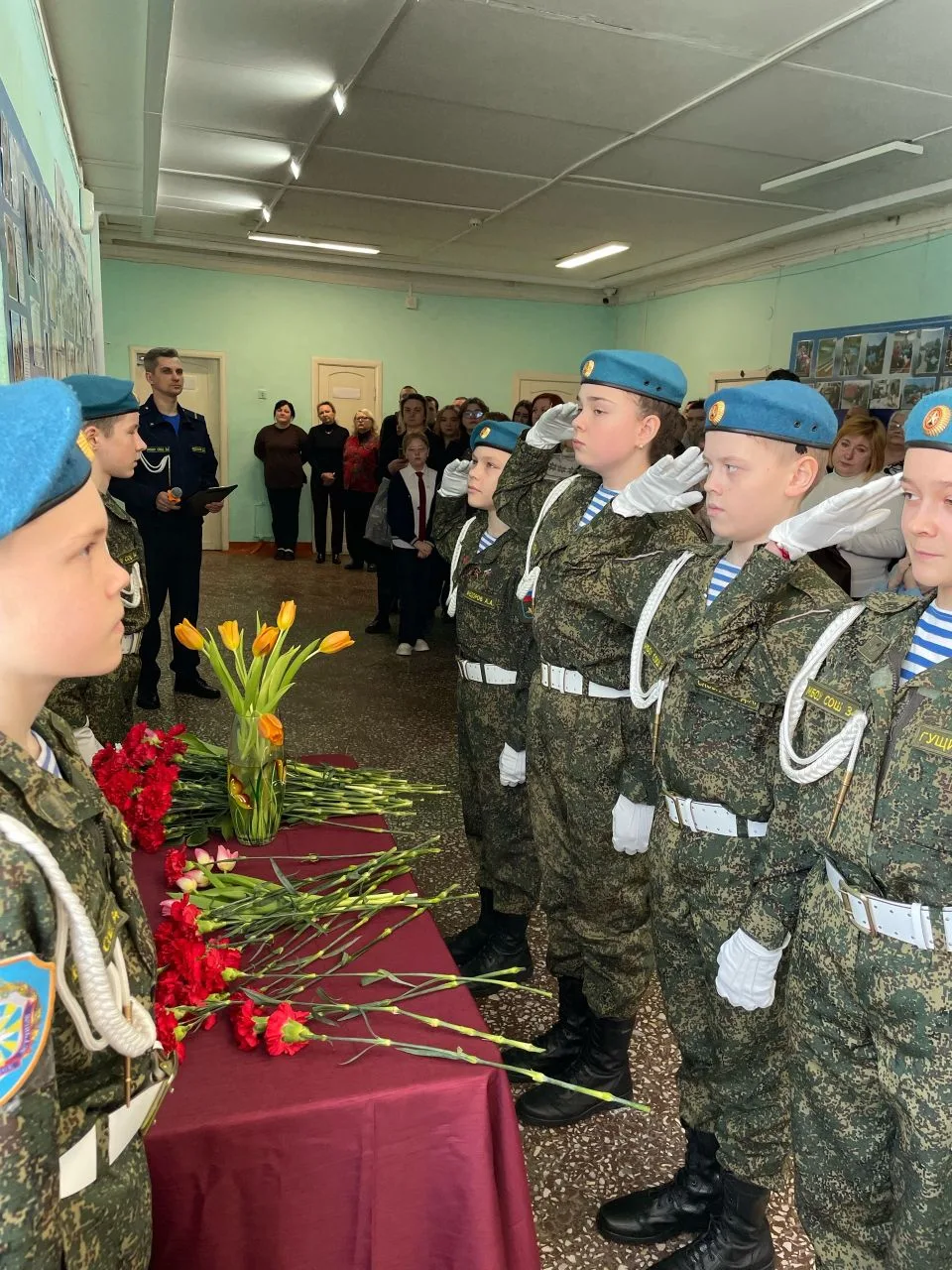 🇷🇺 Пока мы помним - они живы: открытие мемориальных досок в честь погибших героев СВО  Сегодня в наш