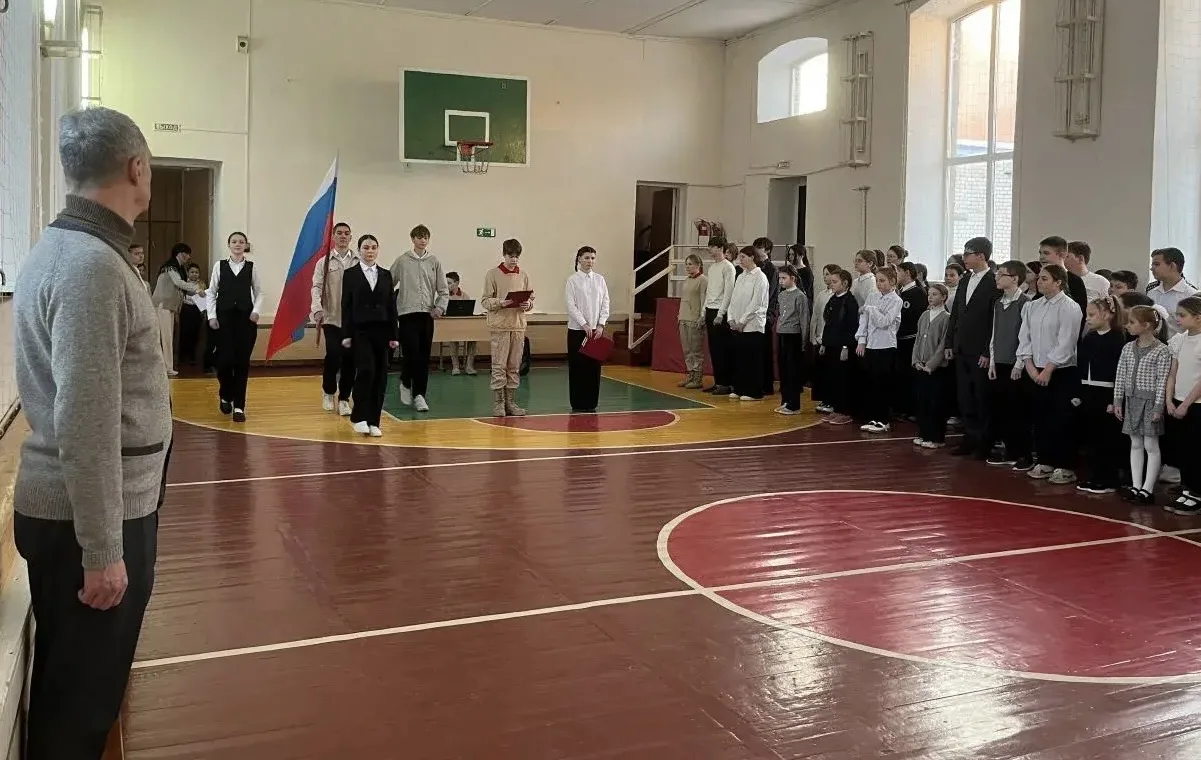 #СШ12_СталинградскаяБитва #СШ12_ТоржественныйРазвод #СШ12_ПомнимЧтимГордимся  📚 🔥 Сталинград: 200 дн
