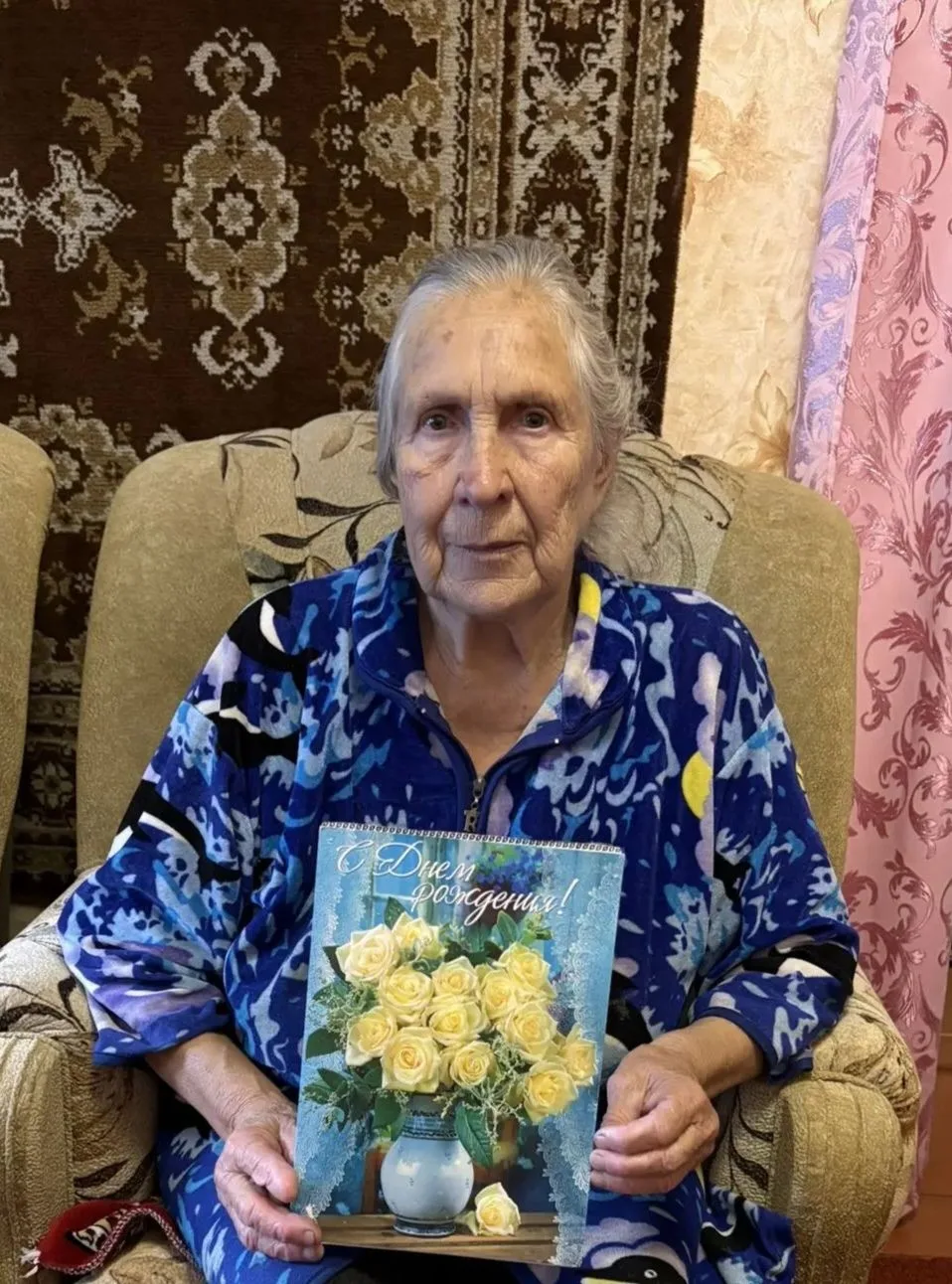 Домашний праздник продолжается. Сегодня 80 лет отмечает Турапина Валентина Михайловна. ...