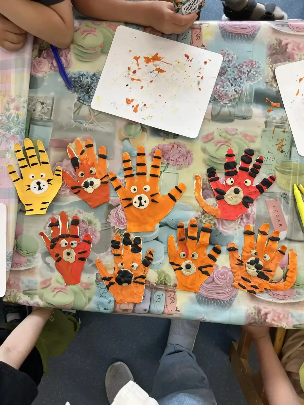ДЕНЬ ТИГРА 🐯🐅

🐯В группе «Буратино» сегодня прошел тематический день, посвященный самому полосато