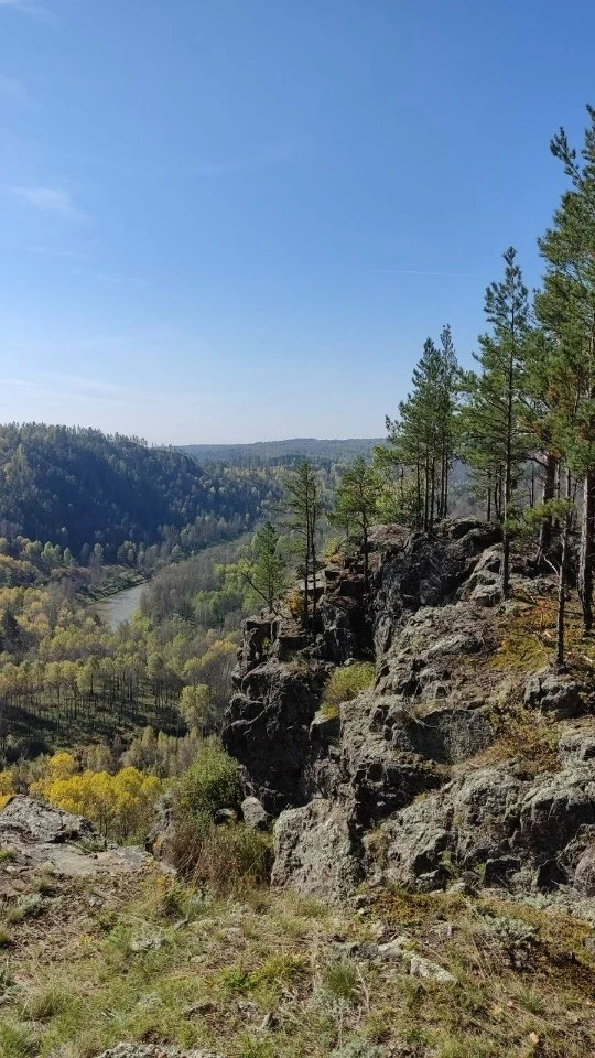 Басский Камень — самая энергетически мощная и красивая скала на Берди! 

30 и 31 мая организуем авто