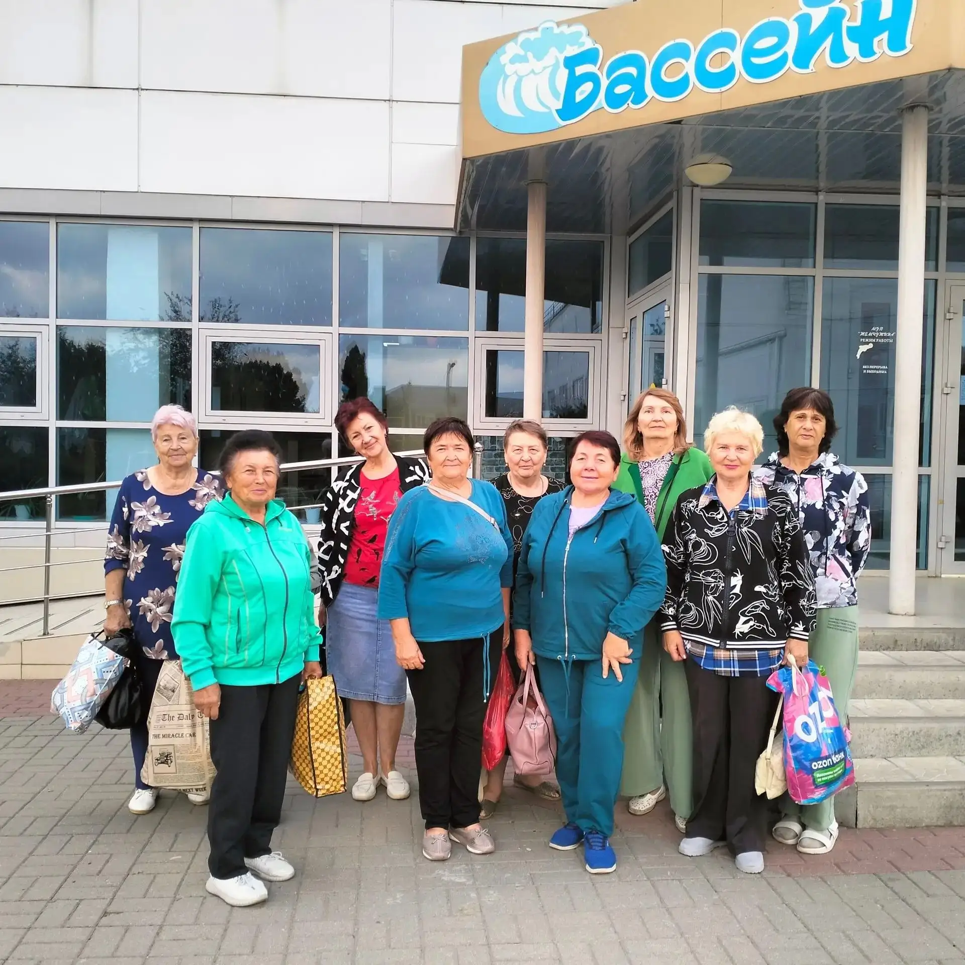 Плавание  вместо лекарств!