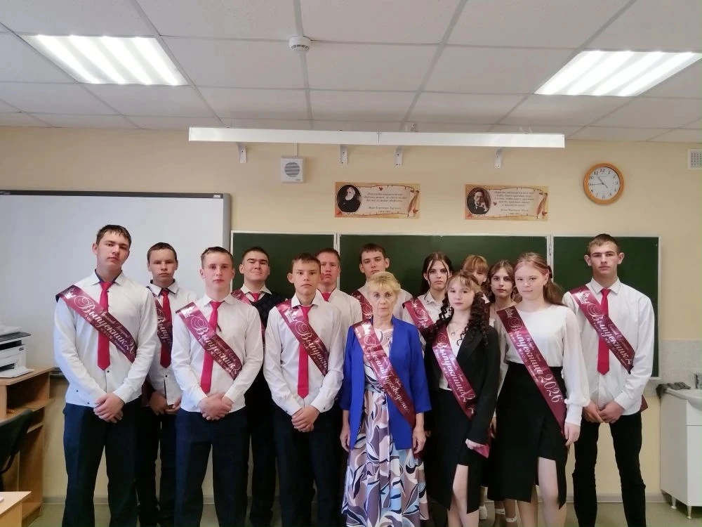 В добрый путь, выпускники!