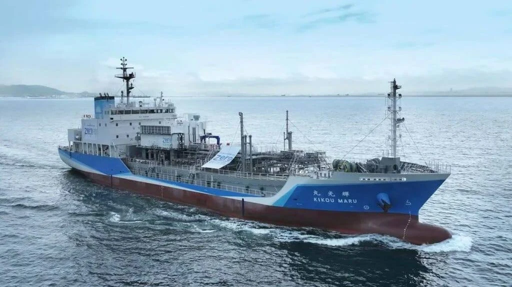 Первый в мире: Япония протестировала танкер Kikou Maru на водородном топливе.
