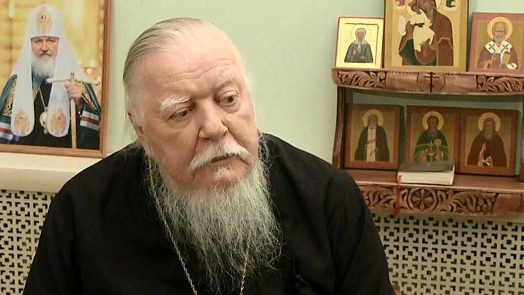 Да если бы за каждый наш грех нам на голову кирпич падал, то за неделю бы от нас остала...
