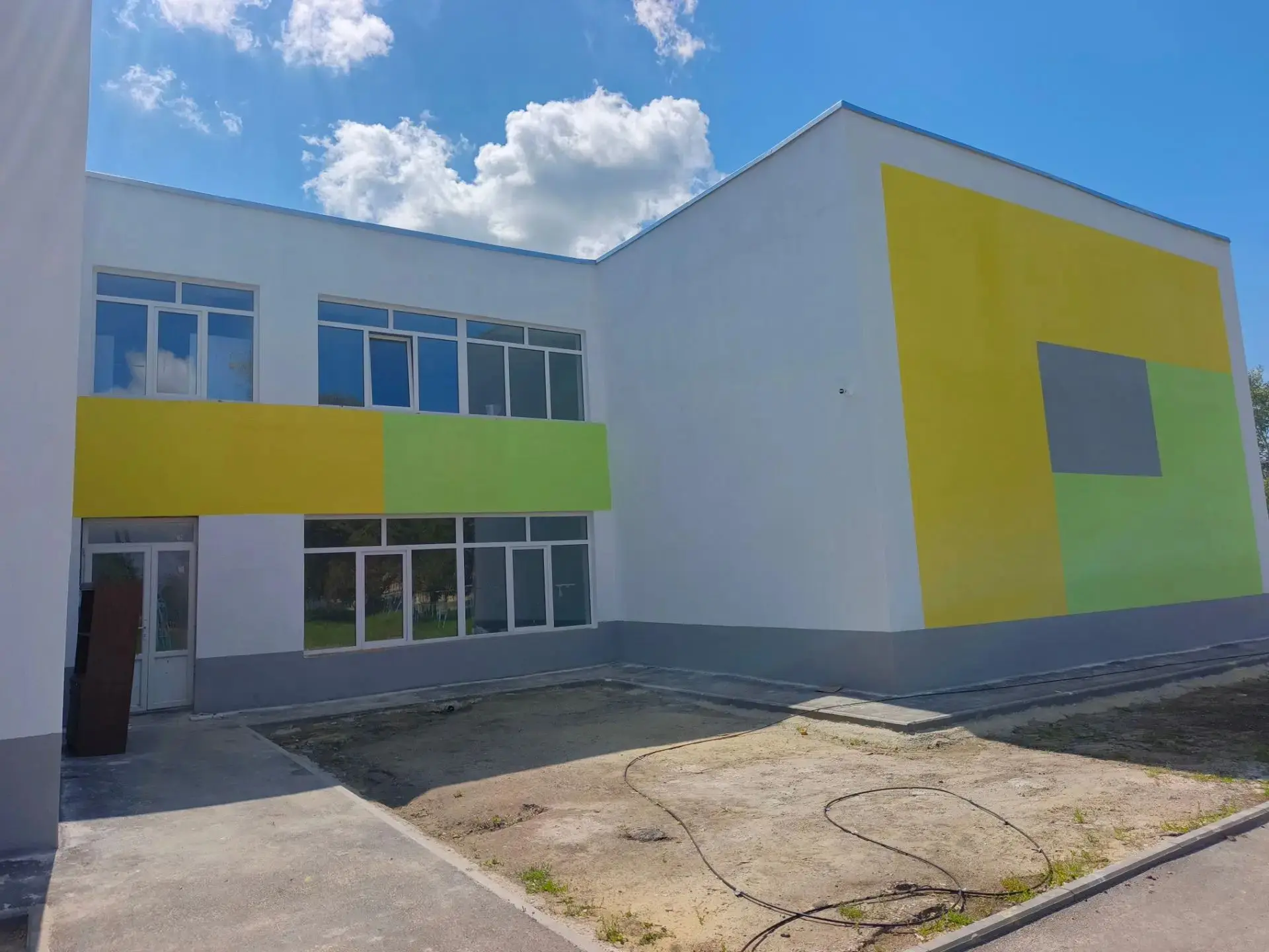 Завершаем ряд социально значимых объектов в Петровске

В эти выходные провел объезд строящихся объек