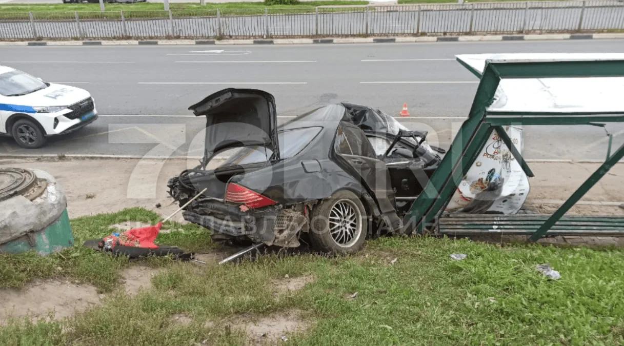 🔴 Остановку, в которую врезался «Мерседес» утром 5 сентября, ранее планировали демонти...