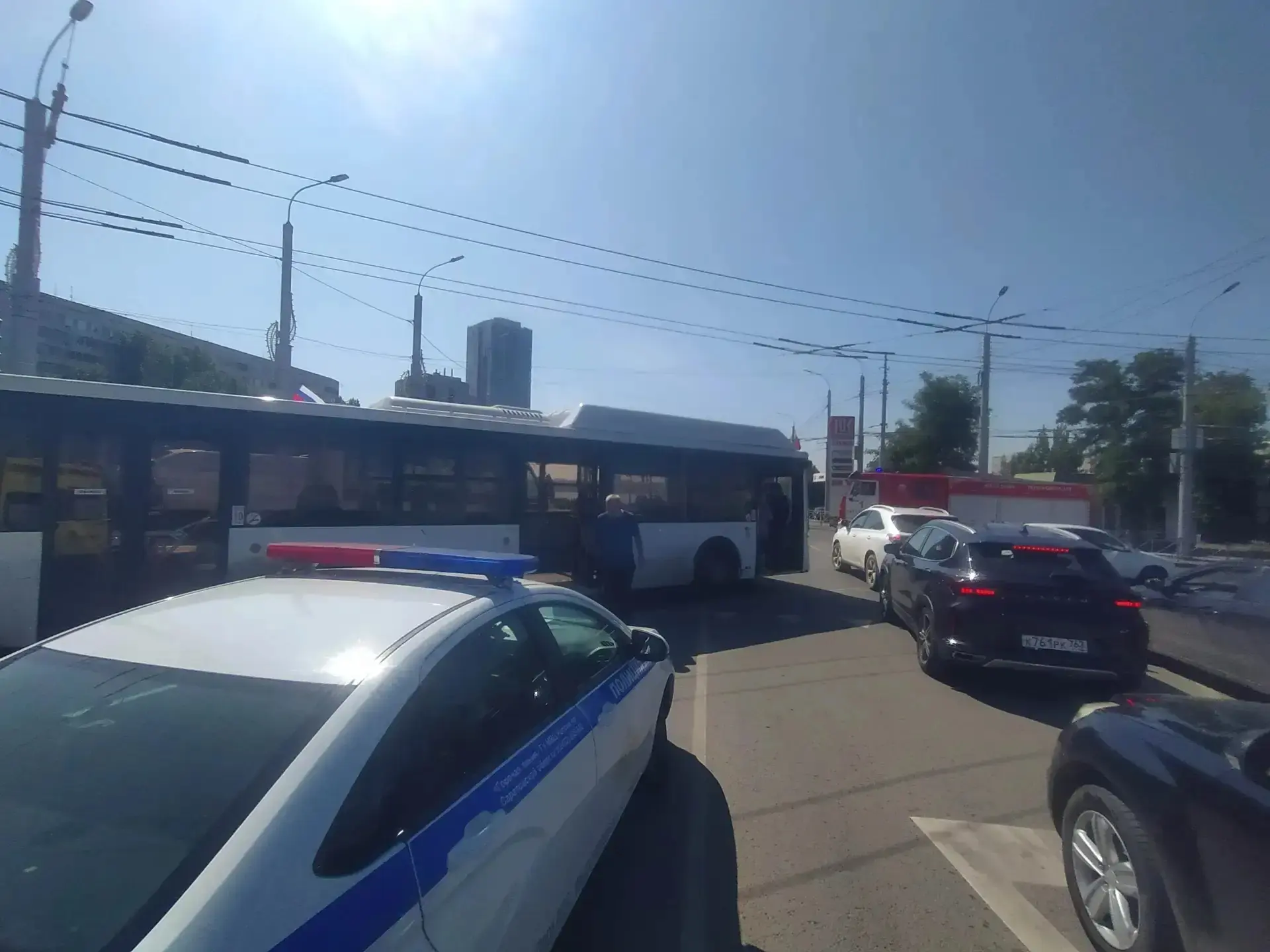 ⚡️В Саратове полицейские устанавливают обстоятельства ДТП с участием автобуса

🔘По предварительным 