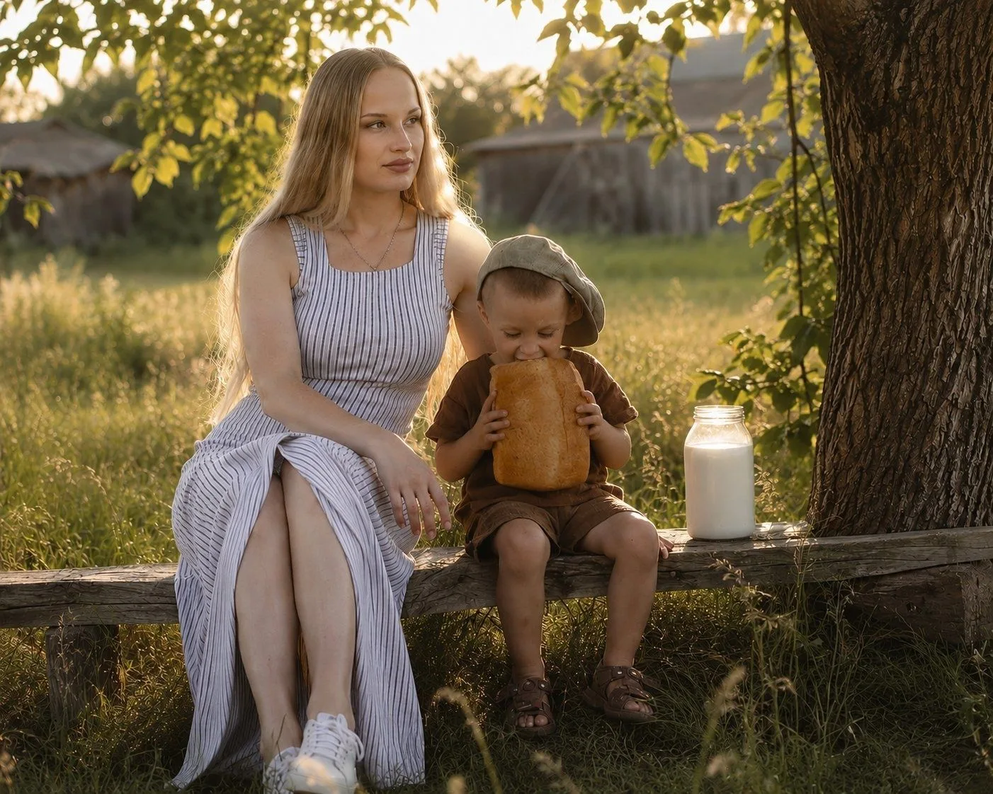 👼 Мне пять лет, я в деревне у бабушки, и ору что есть мочи: