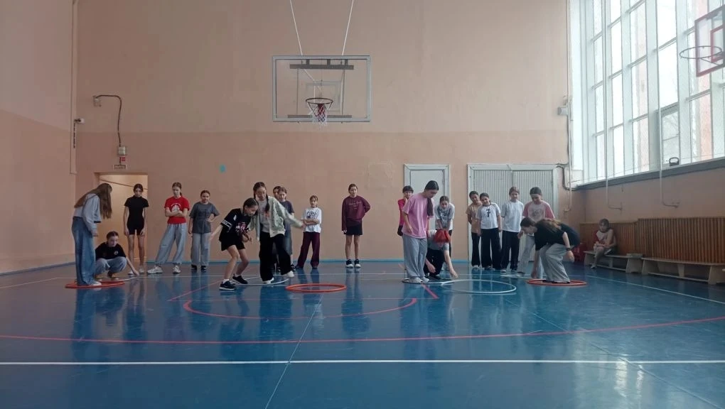 🤸На базе нашей школы с успехом прошло грандиозное спортивно-массовое мероприятие под названием "Ай д