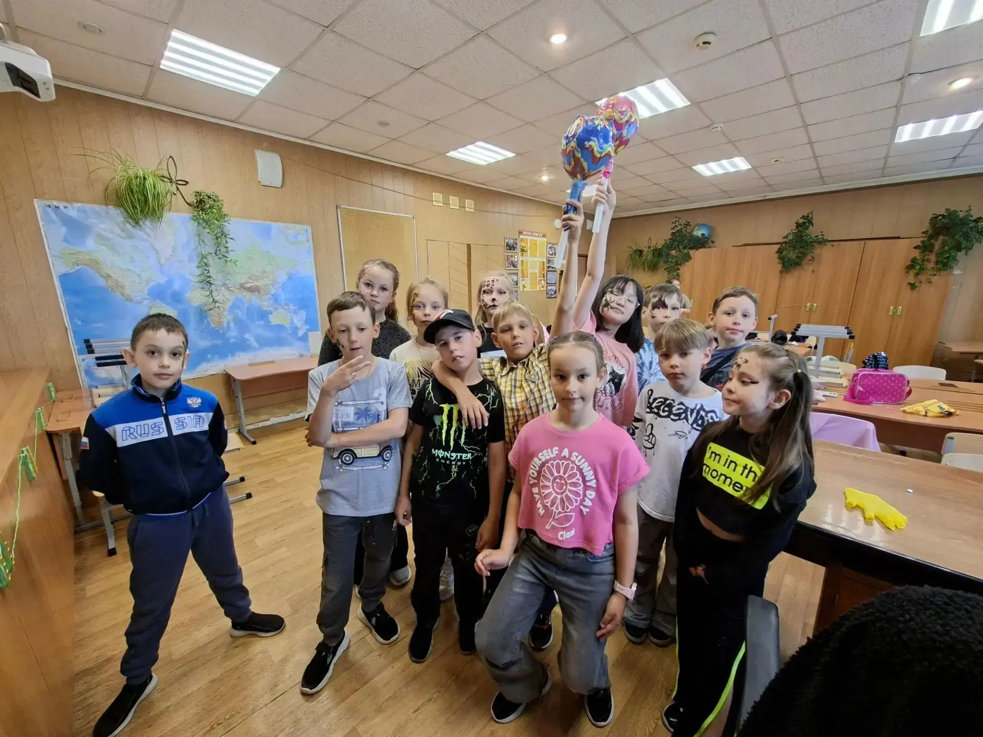 🎉 Завершение смены в пришкольном лагере: праздник радости и талантов! 🎉

Смена в пришкольном лагер