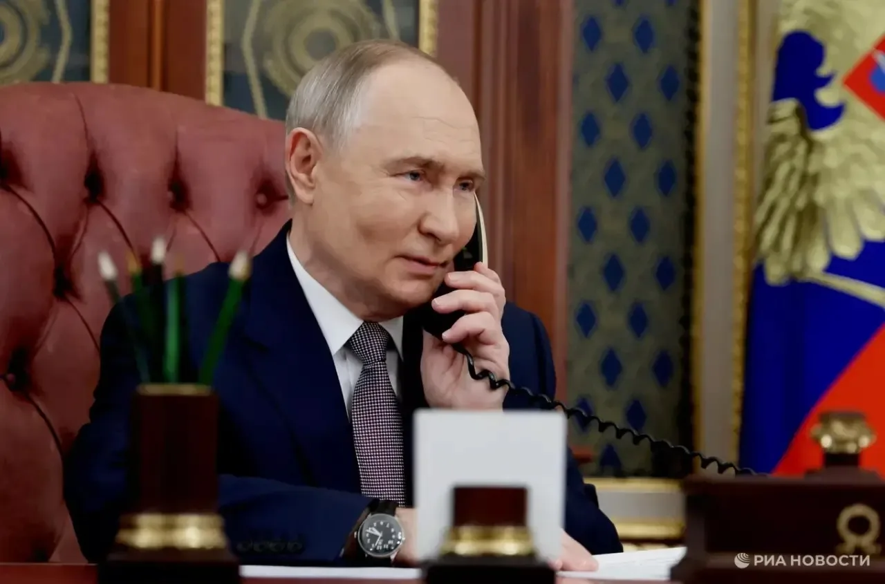 ❗️Путин и Трамп провели телефонный разговор, сообщил Ушаков.