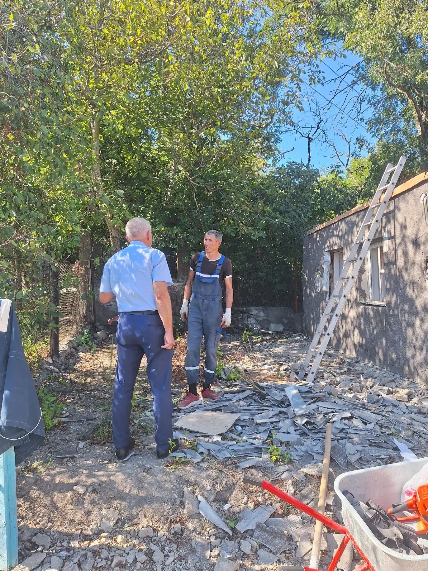 🏘 Глава Новороссийского района В. И. Чумак посетил посёлок Верхнебакавский, чтобы личн...