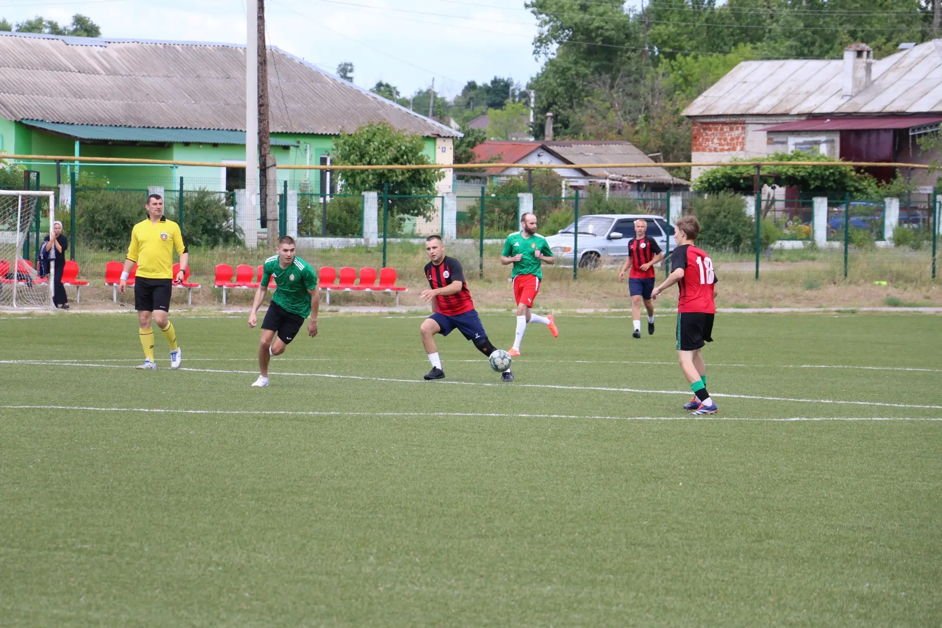 ⚽️ В рамках чемпионата Хлевенского округа по футболу в это воскресенье прошли сразу два футбольных м