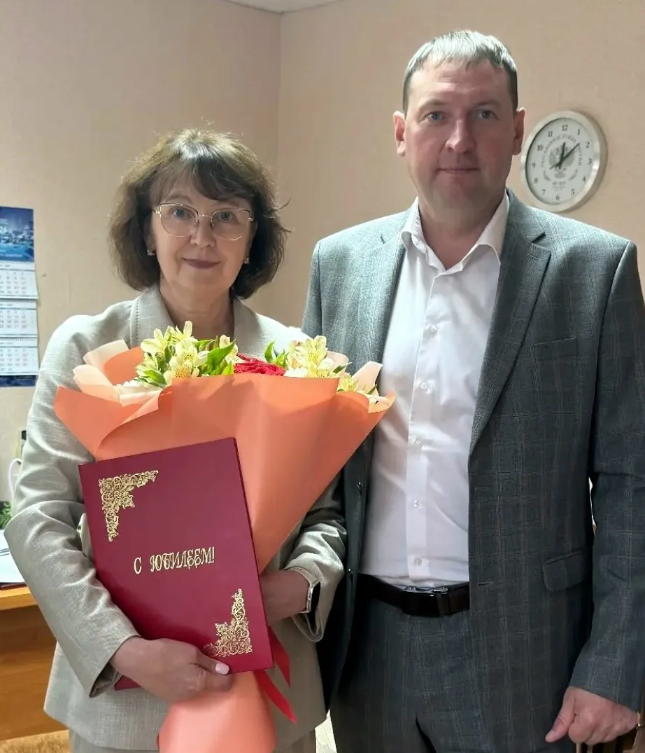 Сегодня поздравил замечательную женщину, профессионального руководителя Галину Александровну Девитья