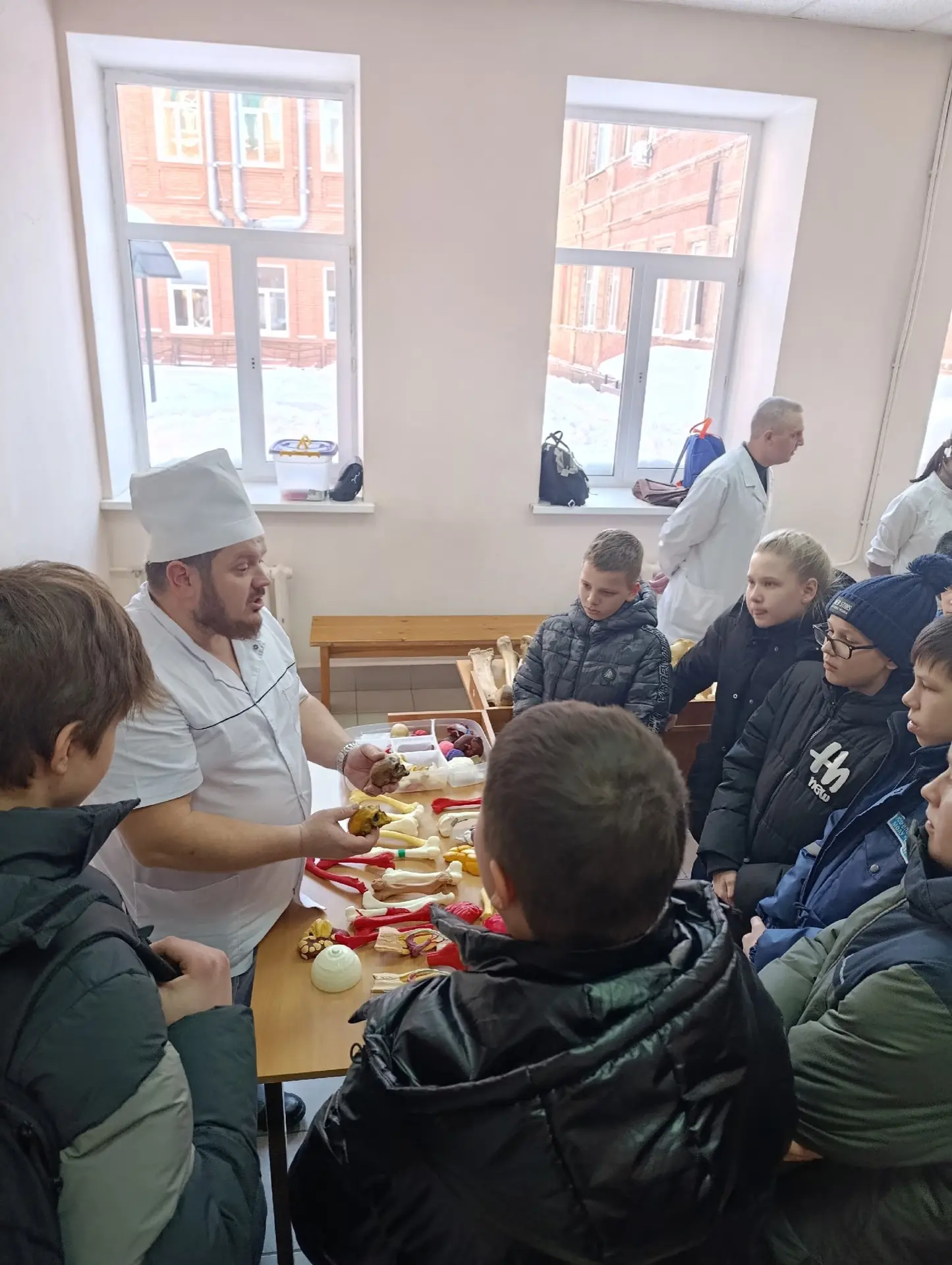 Экскурсия в ОГАУ для юнармейцев прошла познавательно и интересно!  Цель экскурсии — ранняя профориен