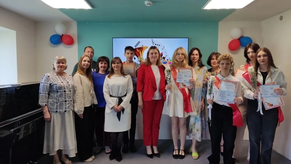 💥Выпускной вечер в Новоайдарской школе искусств