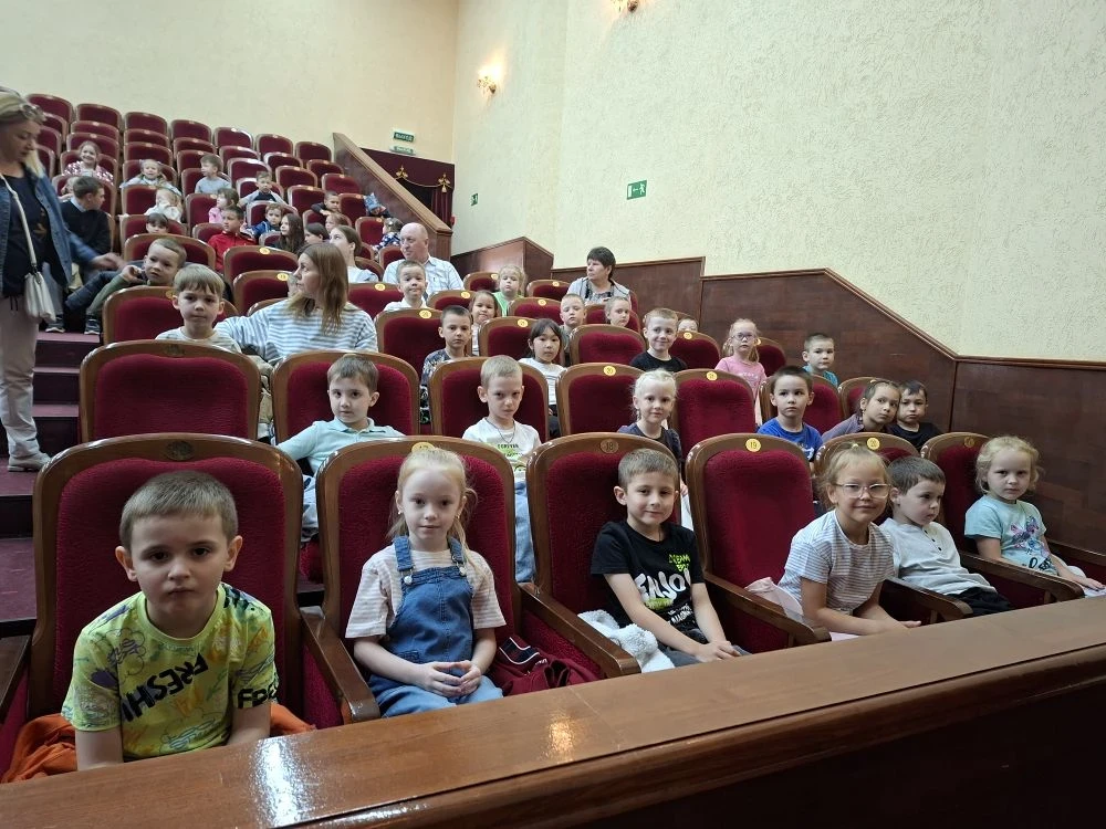✨ Волшебный мир театра в День защиты детей