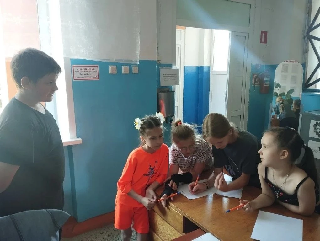 День друзей в нашем лагере — день, наполненный теплом и улыбками! ❤️