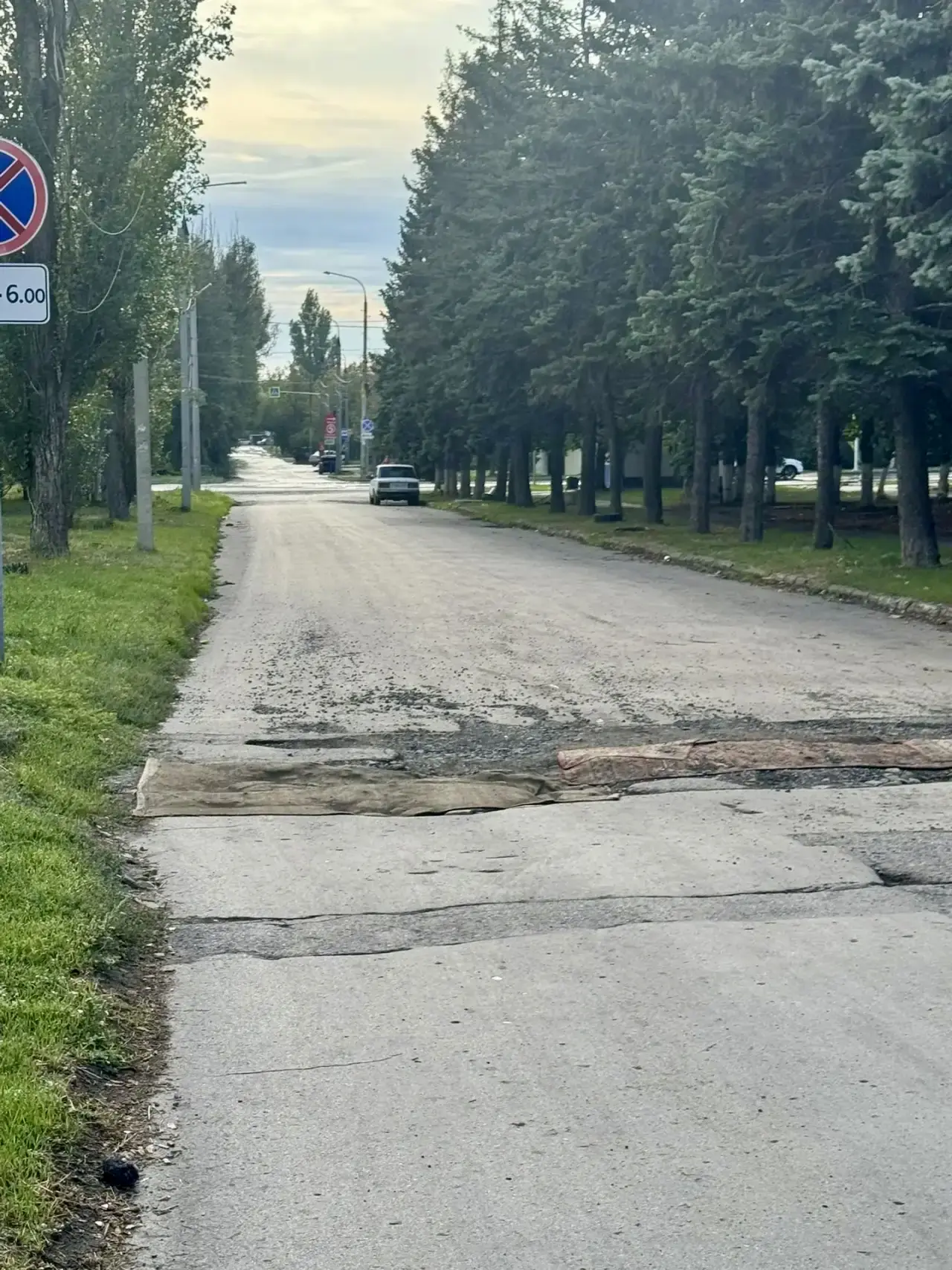 😂 Ковровое покрытие на улице Текстильной в Шахтах.