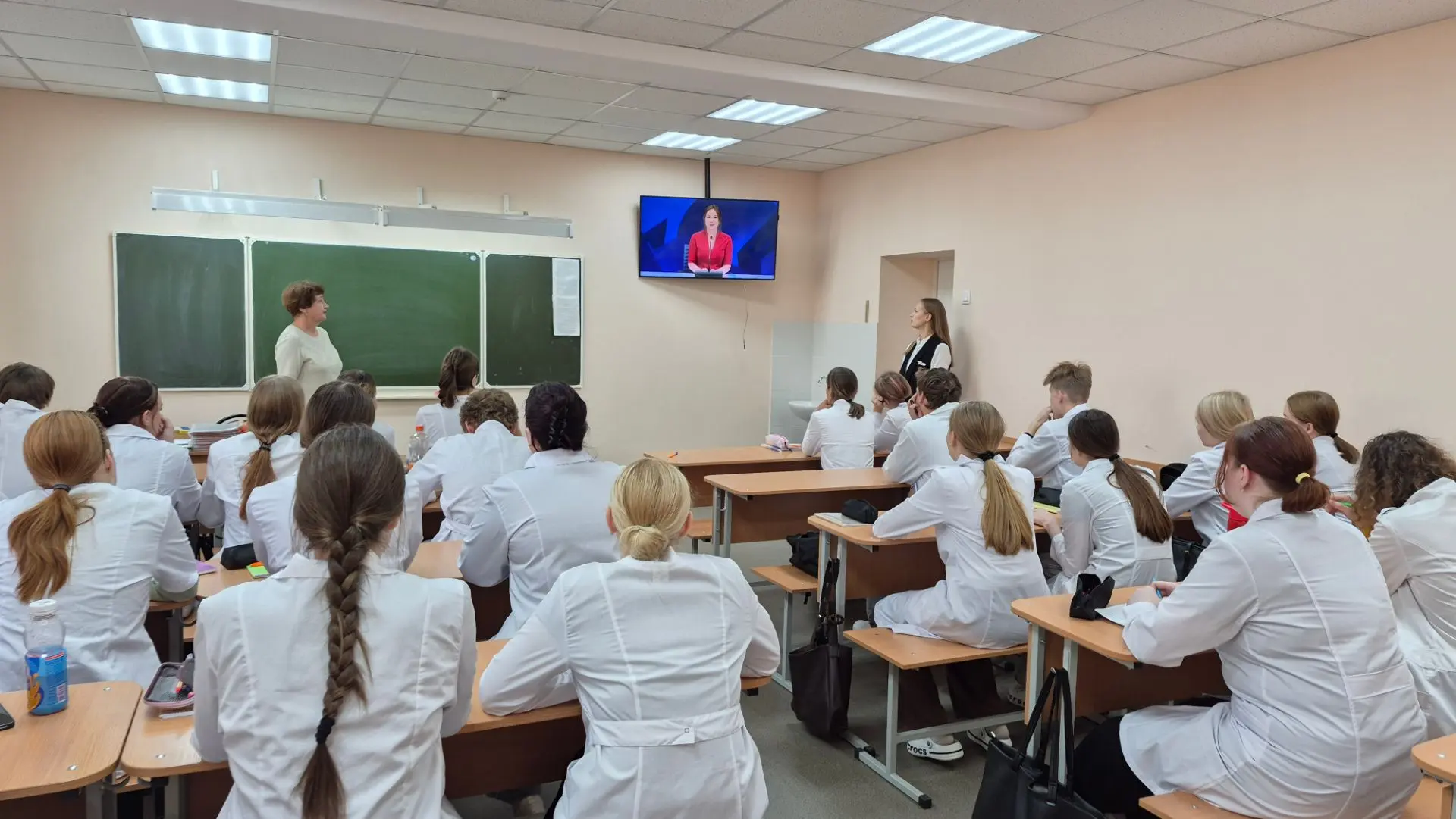 8 сентября — Международный день распространения грамотности и День языков народов Росси...