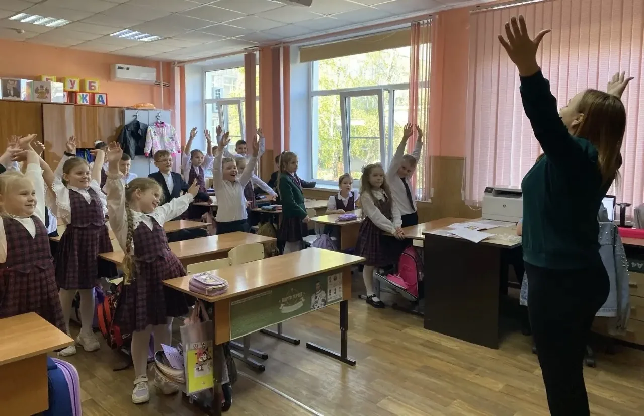 🧠✨ В рамках «Недели психологии» с учащимися начальных классов было проведено игровое занятие «Волшеб