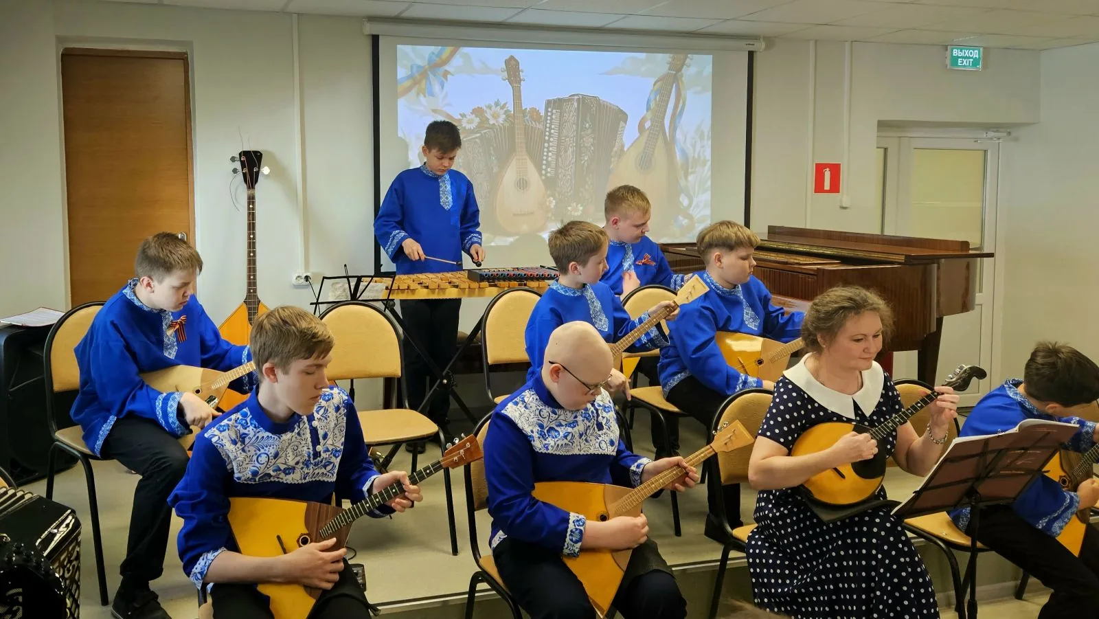 🎶 Отчётный концерт народного отделения ДШИ: праздник музыки и творчества.