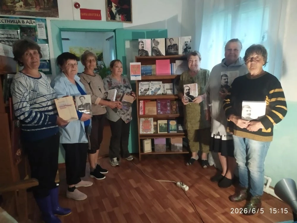 Продолжается знакомство с краеведческой литературой, изданной по Губернаторской издательской програм