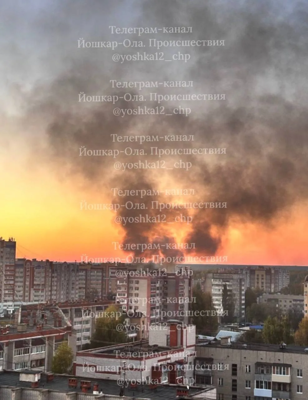Дым от возгорания на Димитрова видно из разных районов.