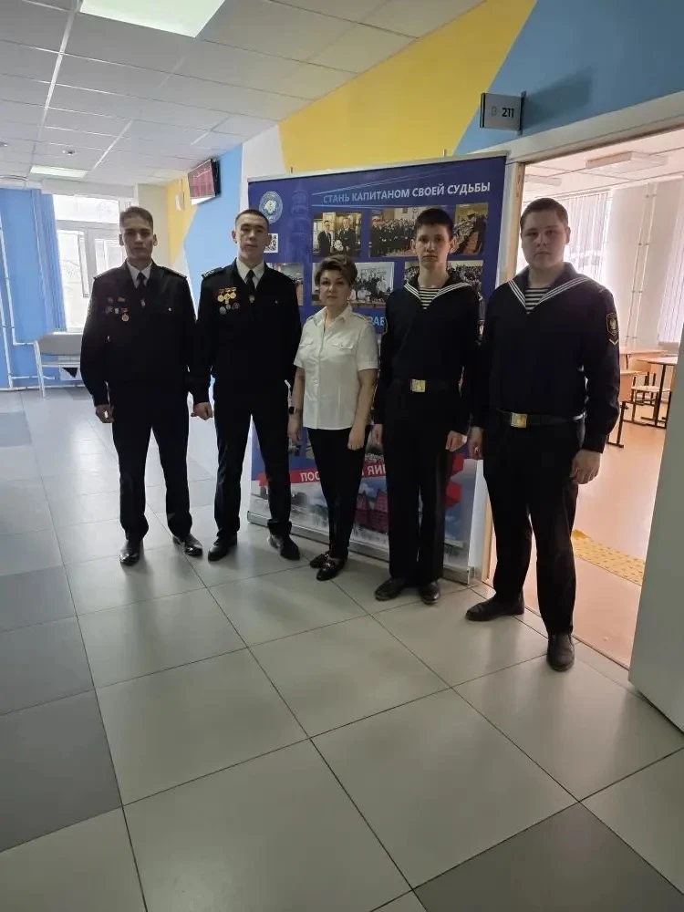 ПРОФОРИЕНТАЦИЯ В ДЕЙСТВИИ.  Сотрудники отдела профориентации и взаимодействия с потребителями ЯИВТ О