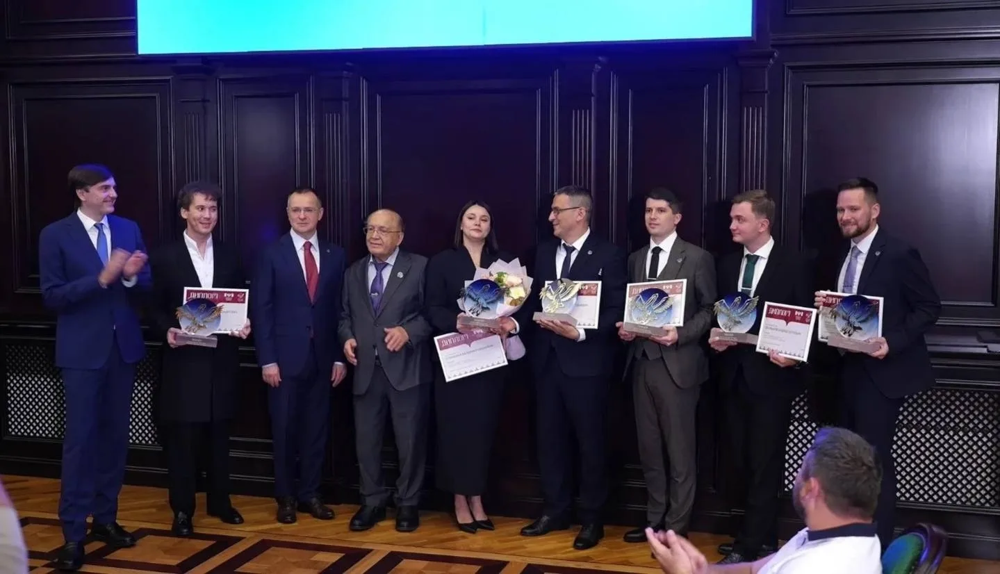 🎉 Волгоградка Валерия Слинкина — в числе лучших педагогов страны!