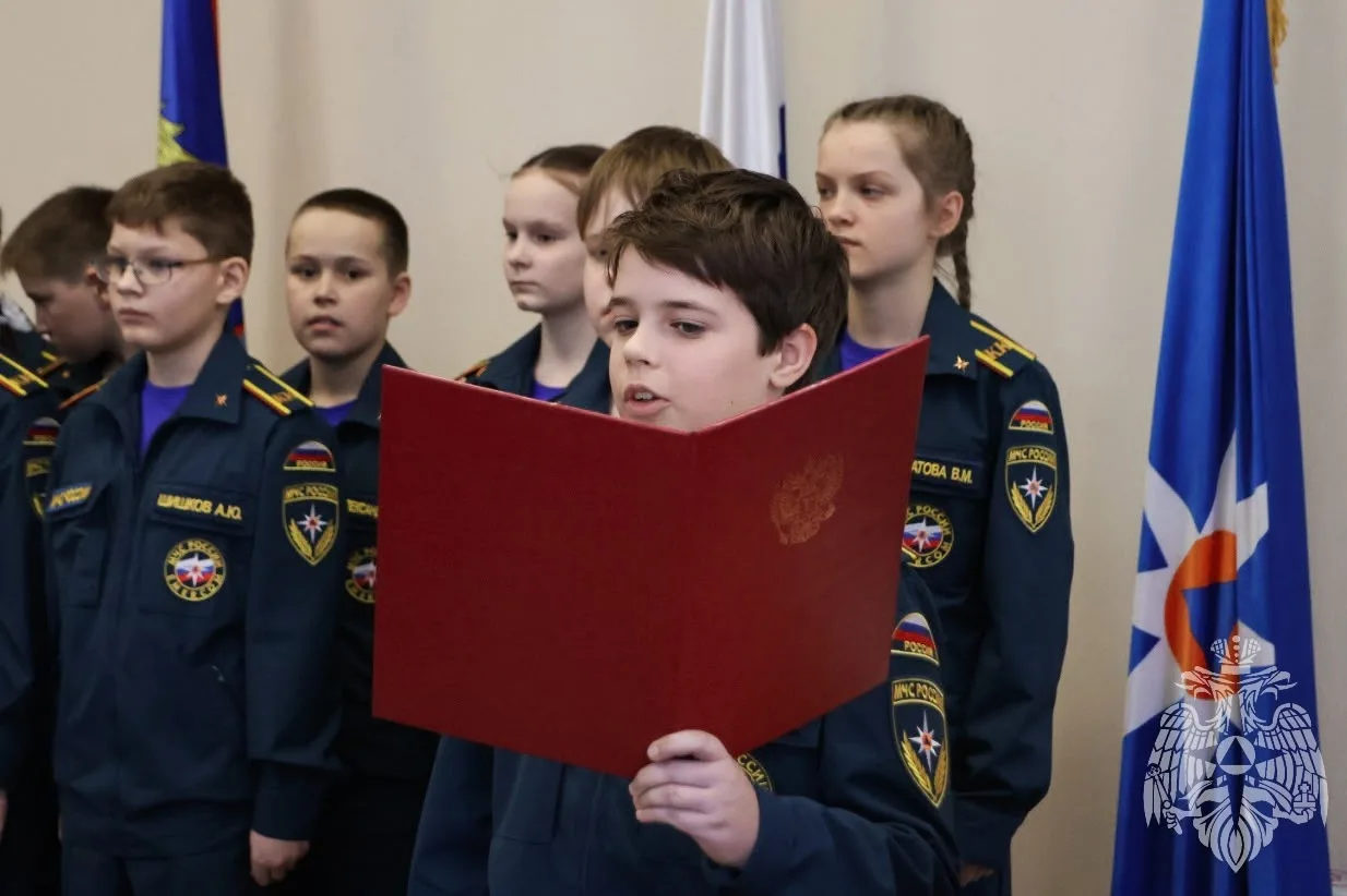 Теперь кадеты  Сегодня в актовом зале Специализированной пожарно-спасательной части ФПС ГПС Главного