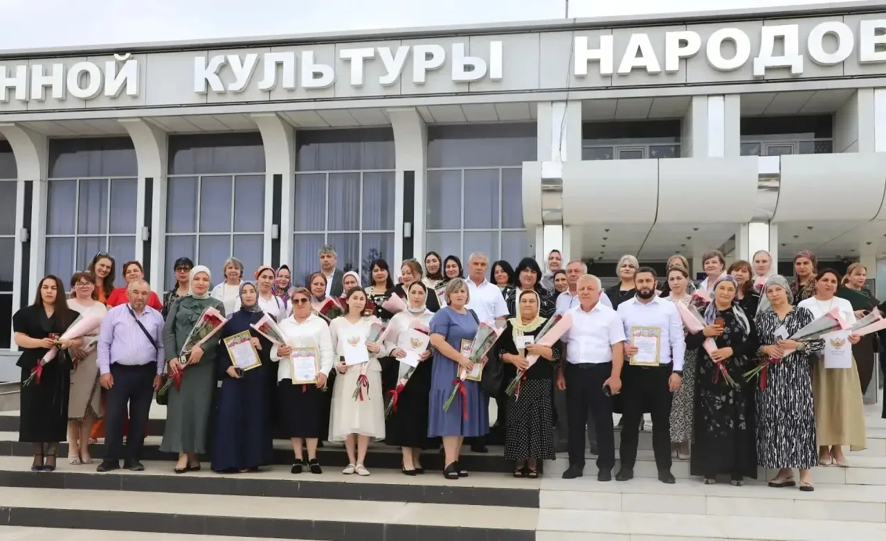 🚩Ежегодная Августовская конференция работников образования прошла в Кизлярском районе