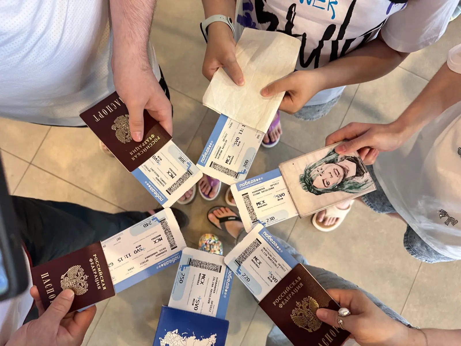 ✨ Семья Курбановых достойно представила нашу школу на III Всероссийском семейном слёте «Родные – Люб