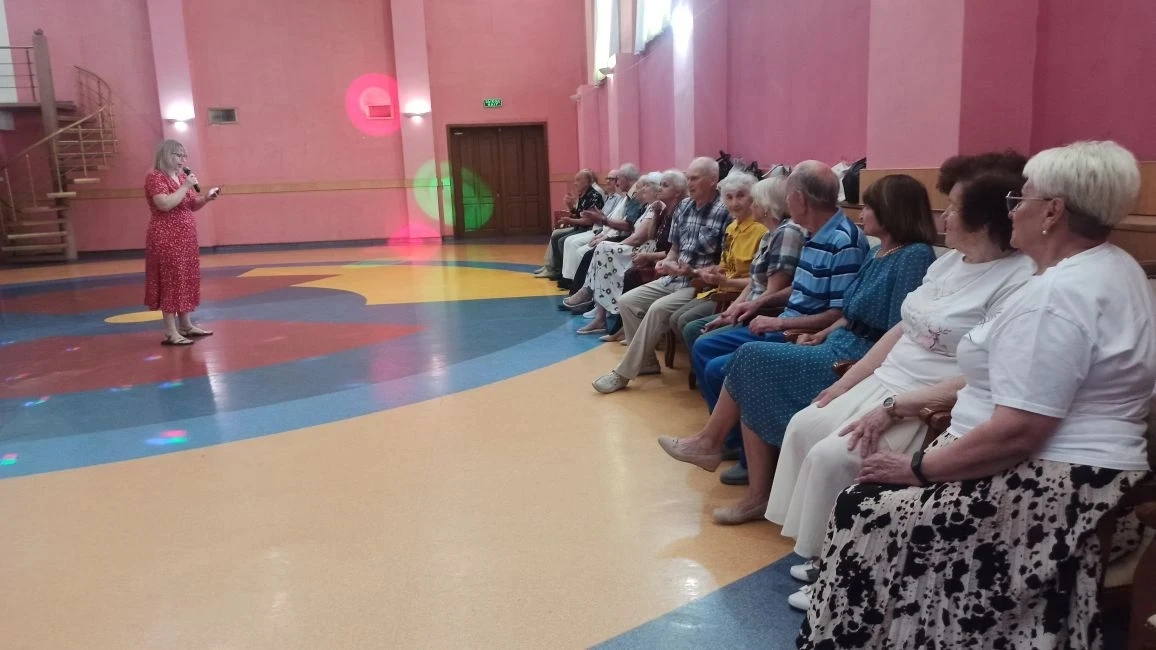 6 июня, в день рождения Александра Сергеевича Пушкина и День русского языка, во Дворце культуры собр