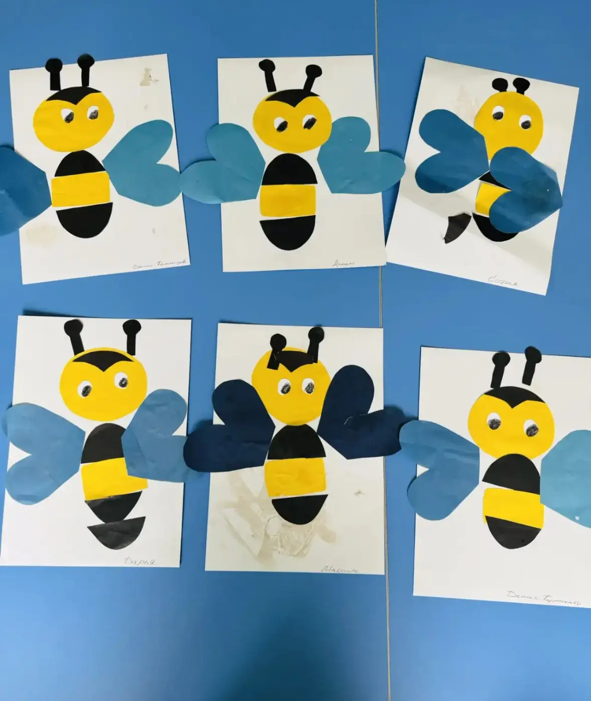 В младшей группе «Ивушка» сегодня жужжало и летало! 🐝 Нет, это не настоящий рой, а наши ребята, кот