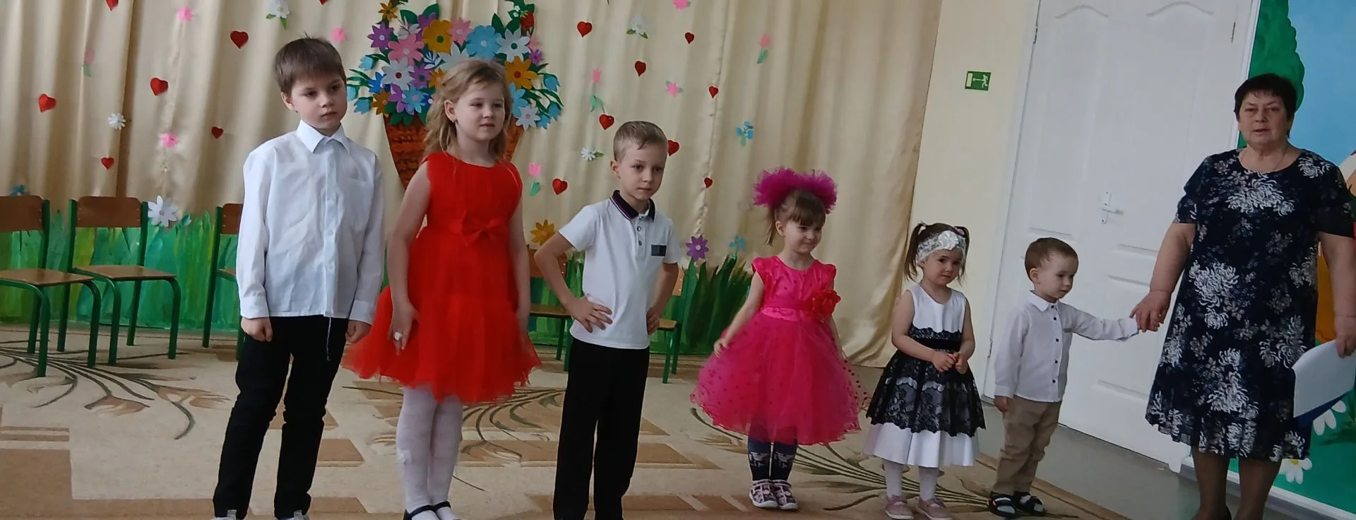 8 Марта в детском саду – самый трогательный, нежный и удивительный праздник. Он посвящё...
