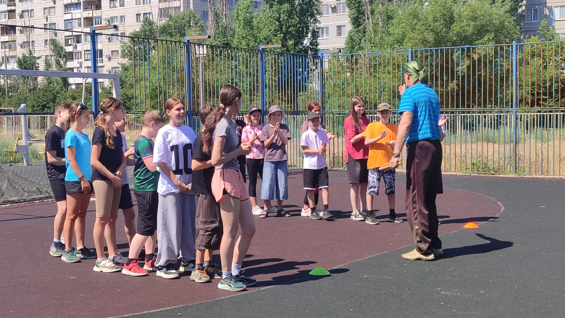 Настоящий праздник спорта и ярких эмоций! 🏆 
 
😊👍 Наши "Робинзоны" достойно представили школу на 