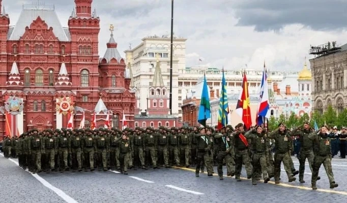 г.Москва проводит набор на службу по контракту.ЕДВ 2,3 млн.р,зп. за первый месяц службы...