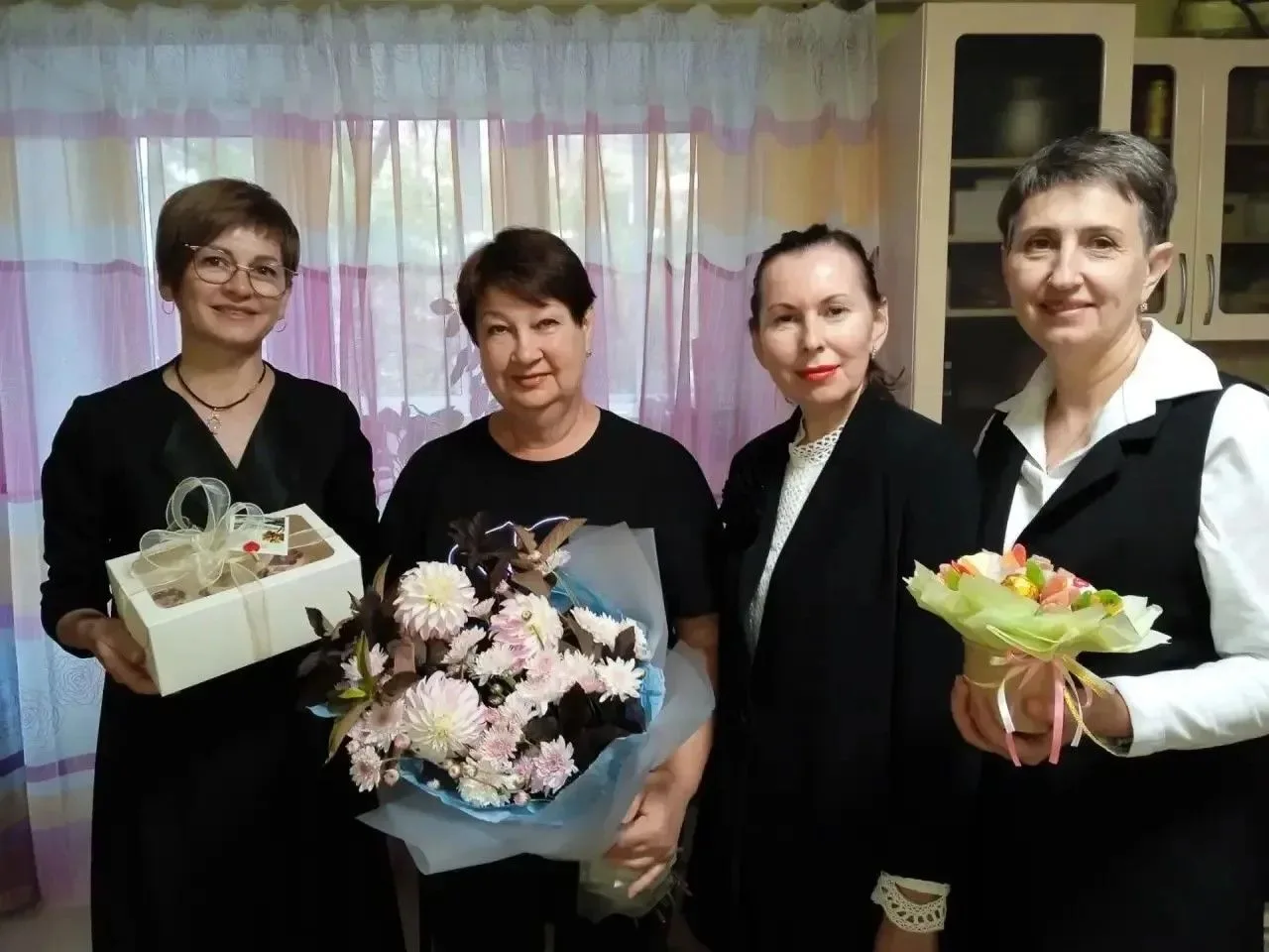 💐 С Днём Учителя, дорогая Наталья Владимировна! 💐Педагоги МБОУ «Лицей» от всей души п...